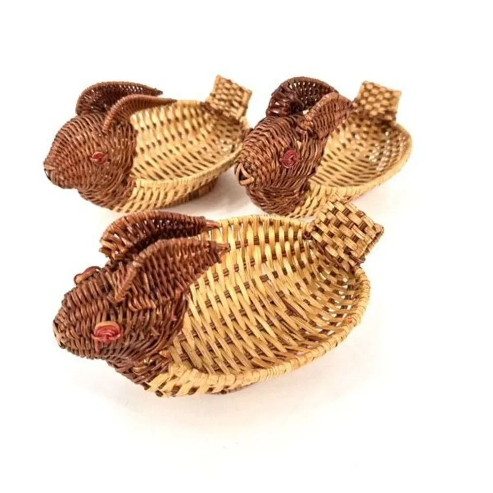 Vintage bunny rabbit miniature‎ baskets Adirondack decor planter camp